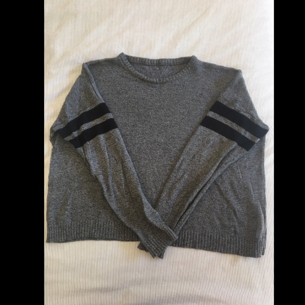 Brandy Melville sweater